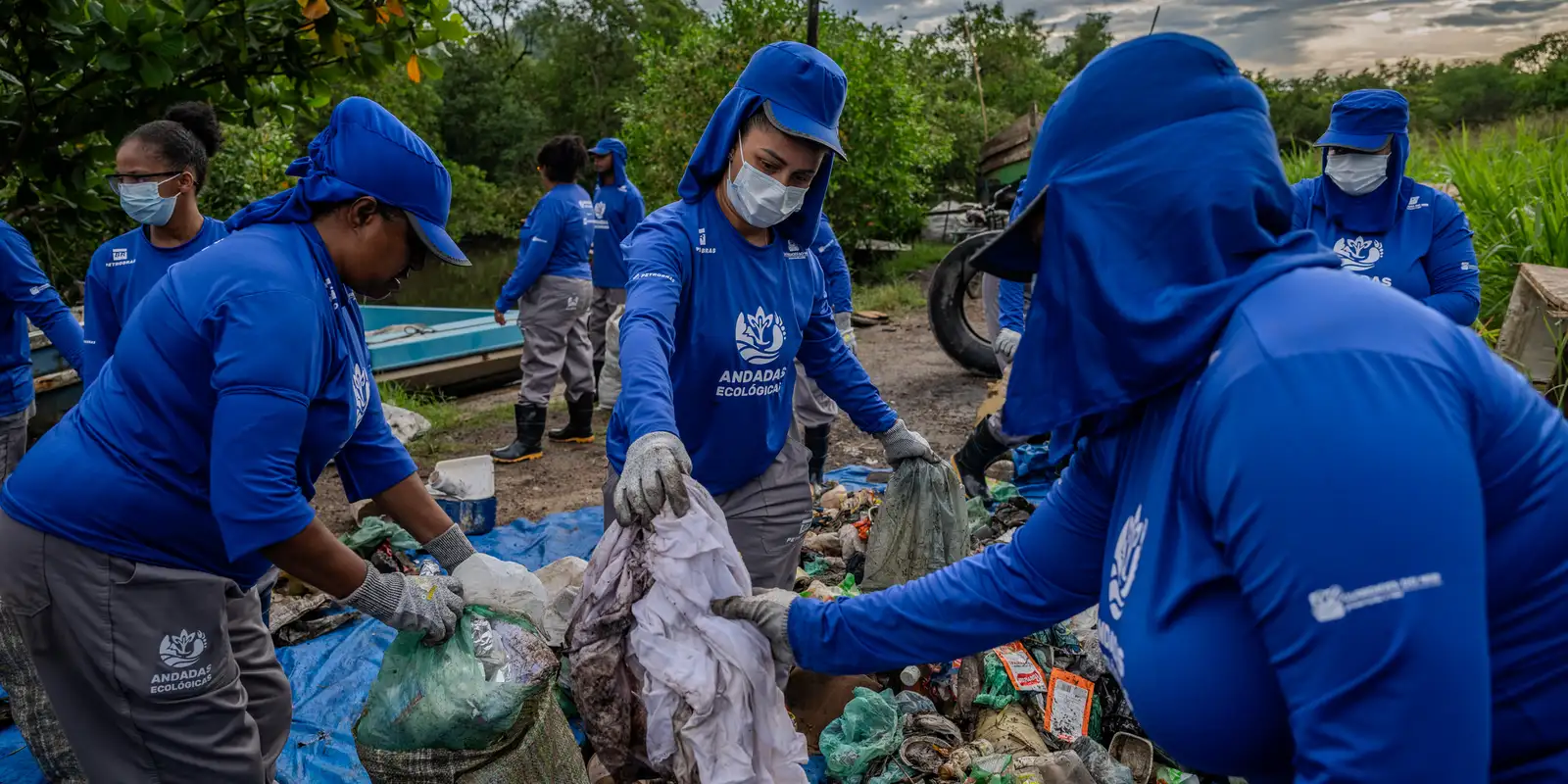 Comunidade transforma cenário ambiental da Baía de Guanabara